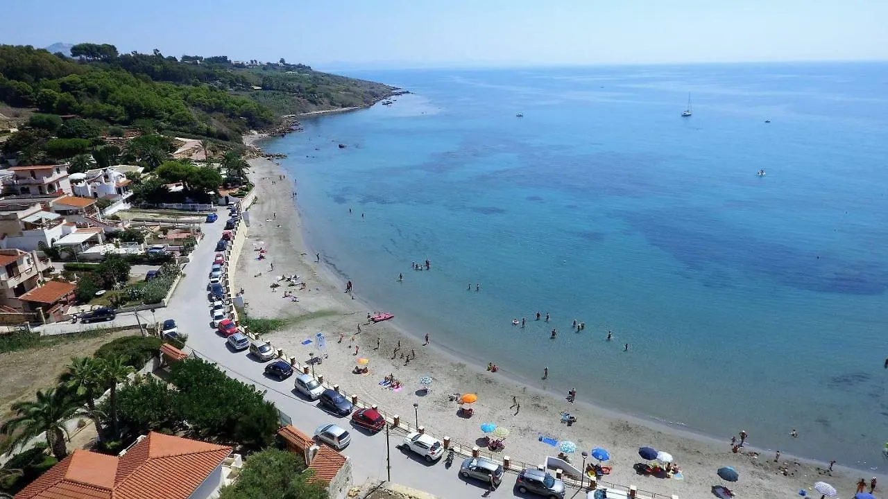 Two Room Apartment Near The Beach Case San Marco İtalya