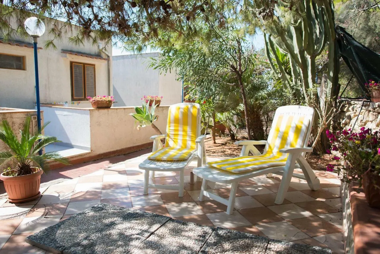 Two Room Apartment Near The Beach Case San Marco 0*,